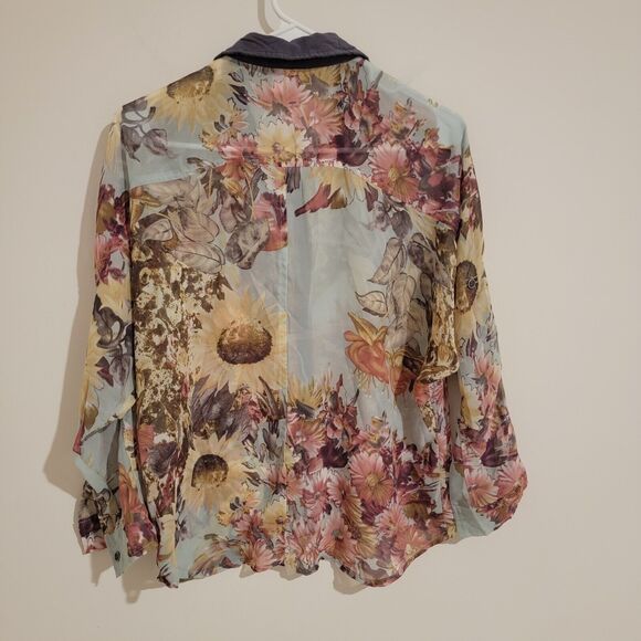 Womens Semi Sheer‎ Top Size Medium M Floral Button Up Fairy Boho - Picture 2 of 7